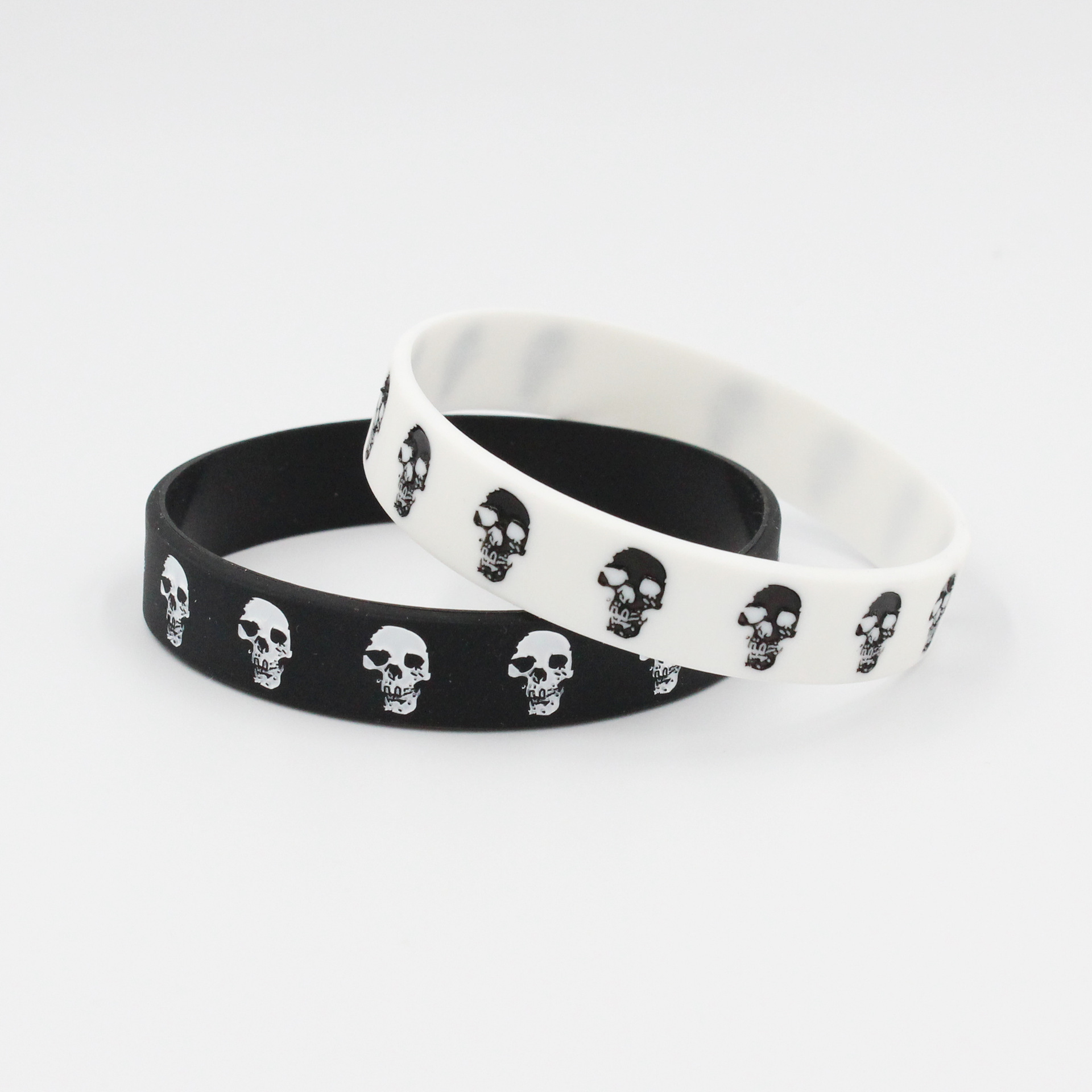 1PC New Casual Skull Silicone  - Men'S Fashion Now 评论和价格